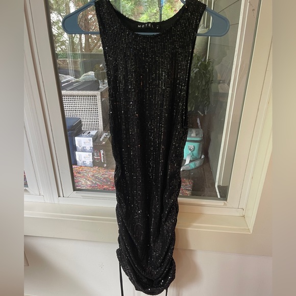 Urban outfitters LITTLE BLACK DRESS - Picture 2 of 3